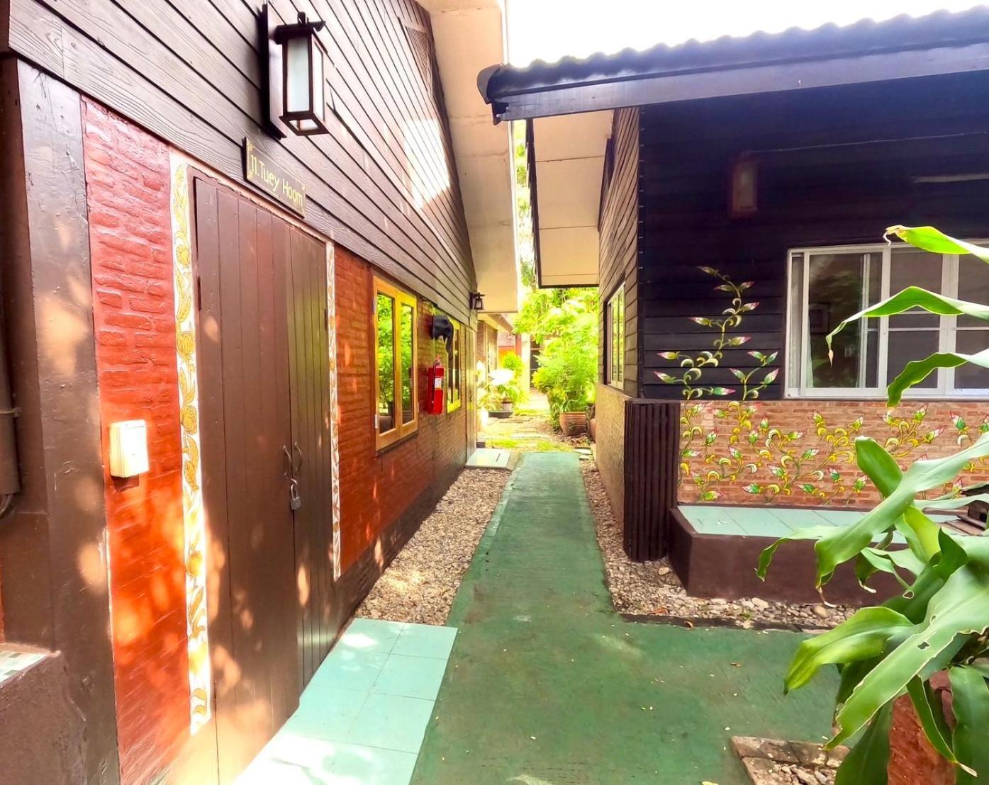 לינה וארוחת בוקר צ'יאנג מאי Joy'S House & Tour מראה חיצוני תמונה